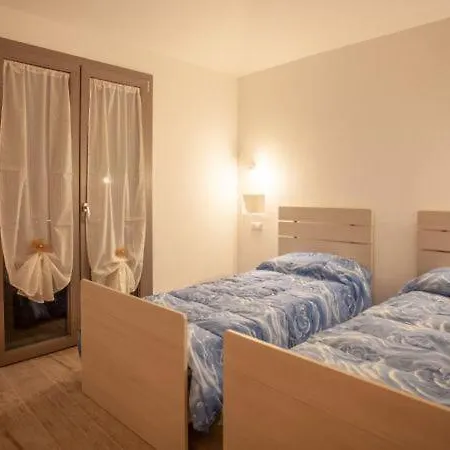 Willa Pittulongu Sleeps 10 Pool Olbia