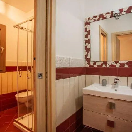 Pittulongu Sleeps 10 Pool Olbia