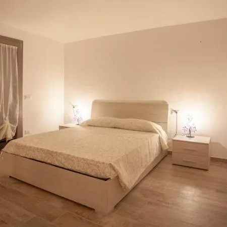 Willa Pittulongu Sleeps 10 Pool Olbia